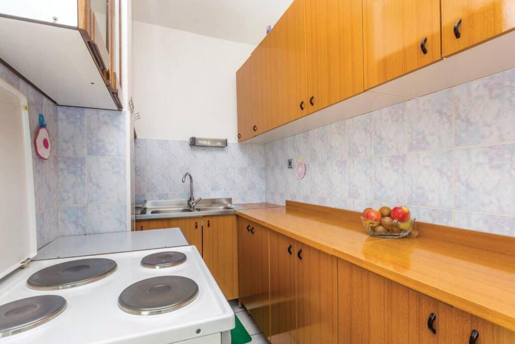 Ferienwohnung Apartman Anica Zgaljic Exterior foto